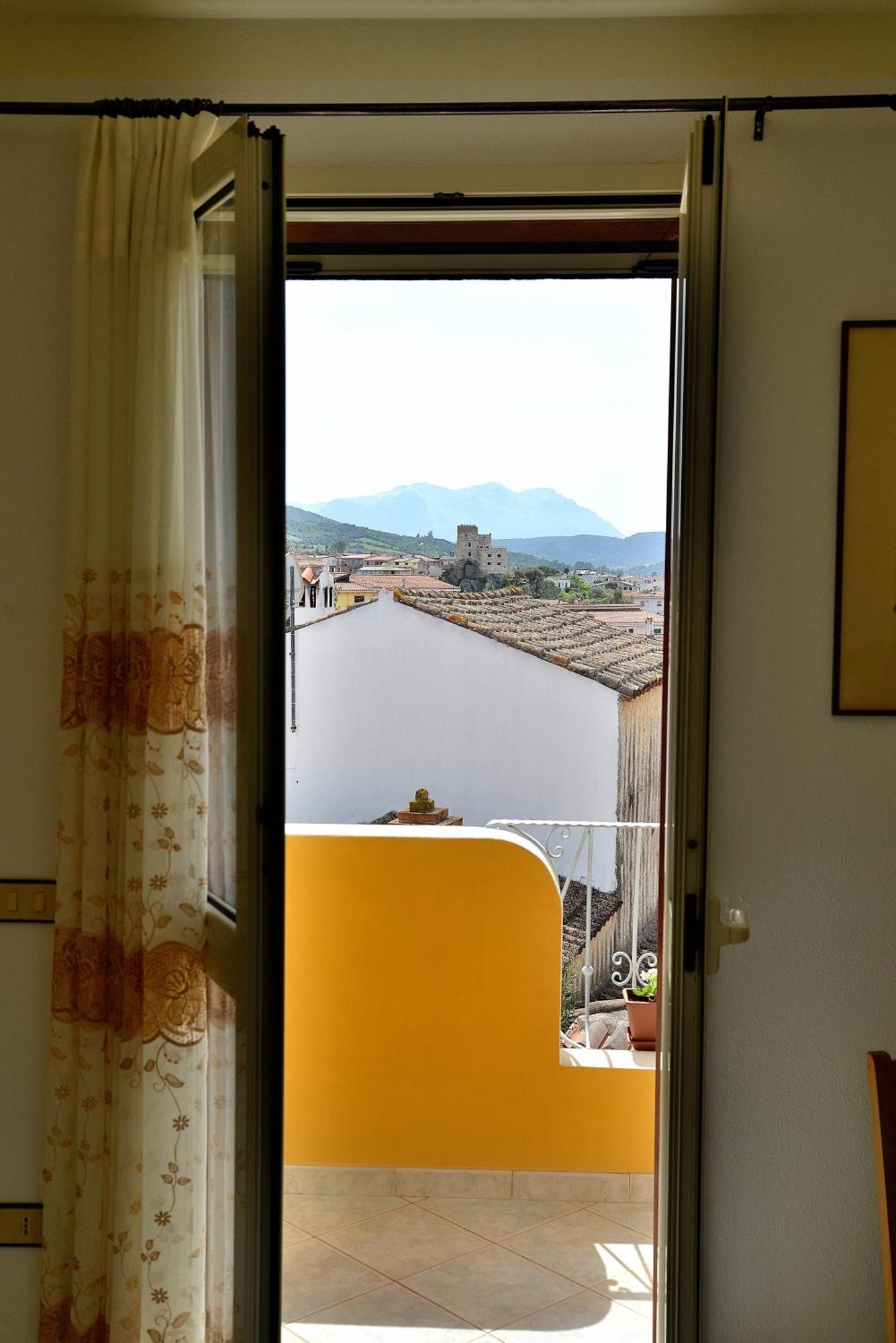 B&B S'Incontru Galtellì Extérieur photo